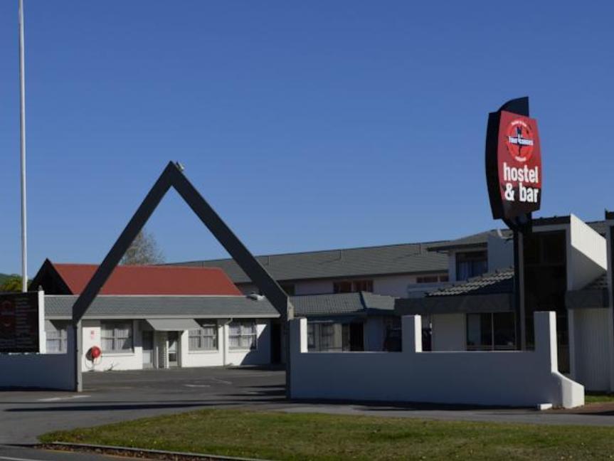 Four Canoes Hotel Роторуа Экстерьер фото