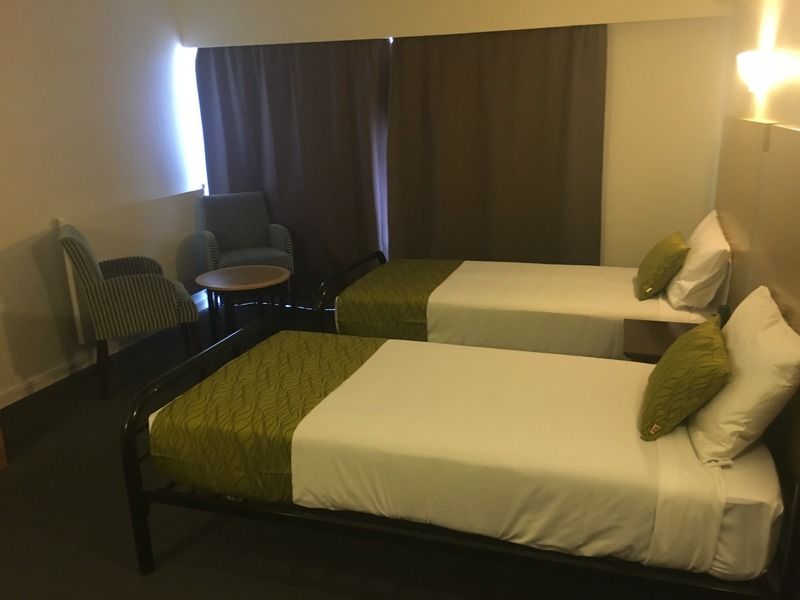 Four Canoes Hotel Роторуа Экстерьер фото