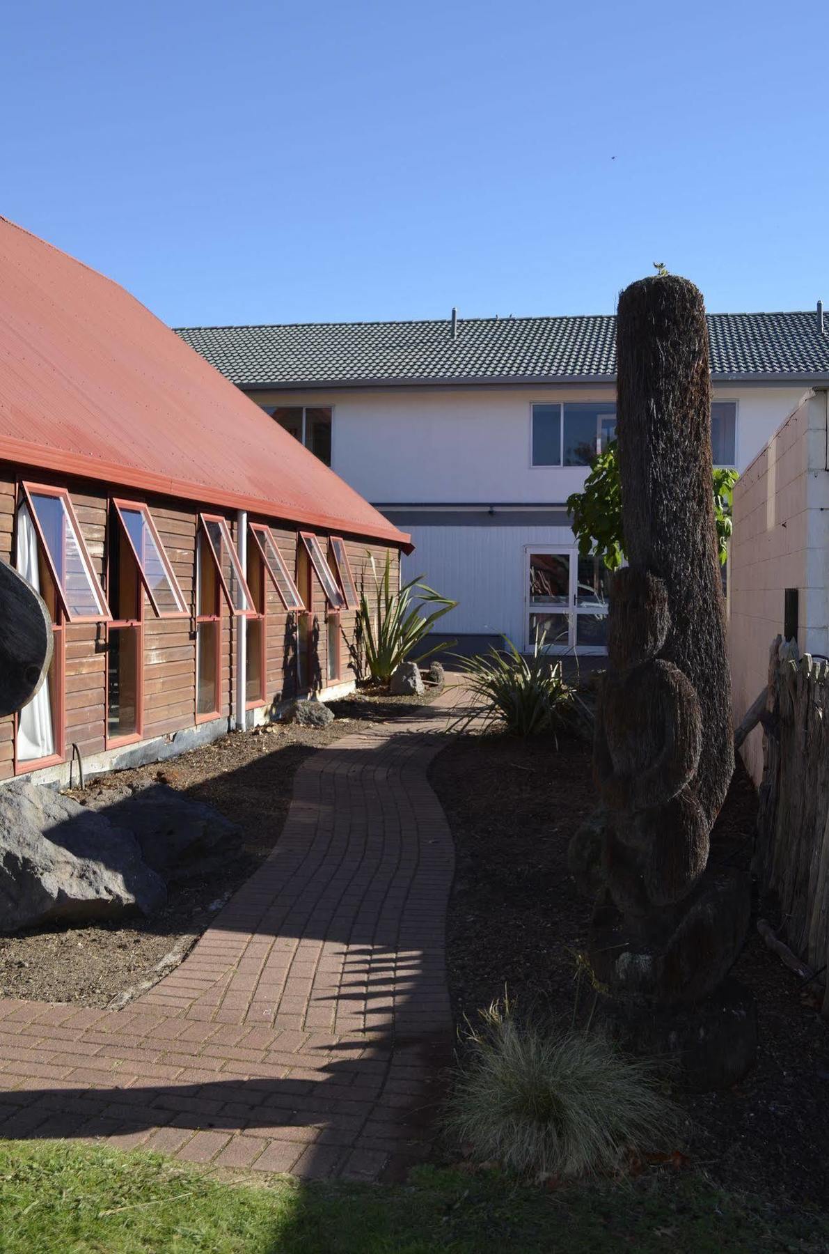 Four Canoes Hotel Роторуа Экстерьер фото